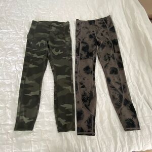 Athleta Black and Green Camouflage Leggings